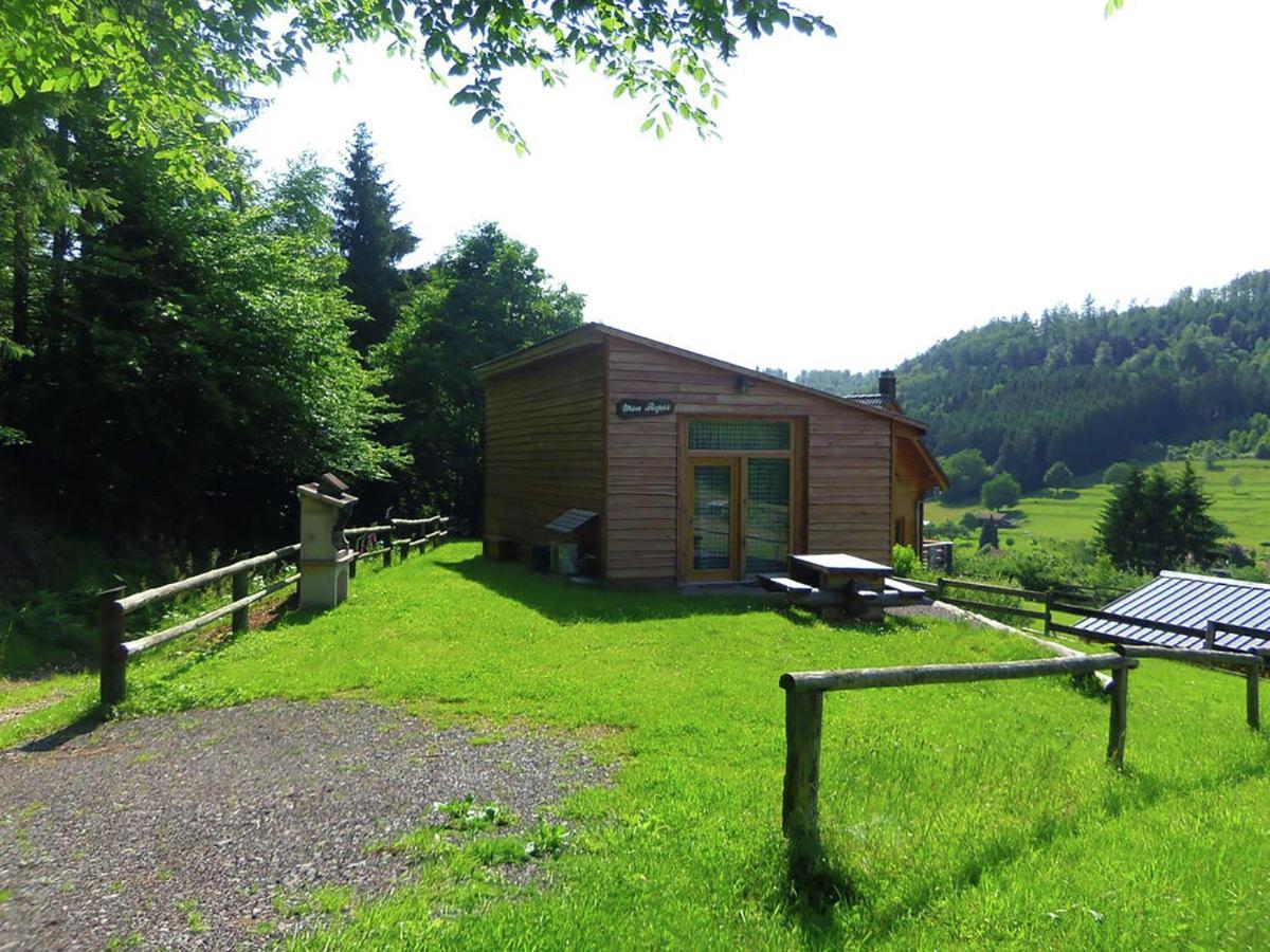 Cosy Holiday Home With Garden In Walscheid Exteriér fotografie