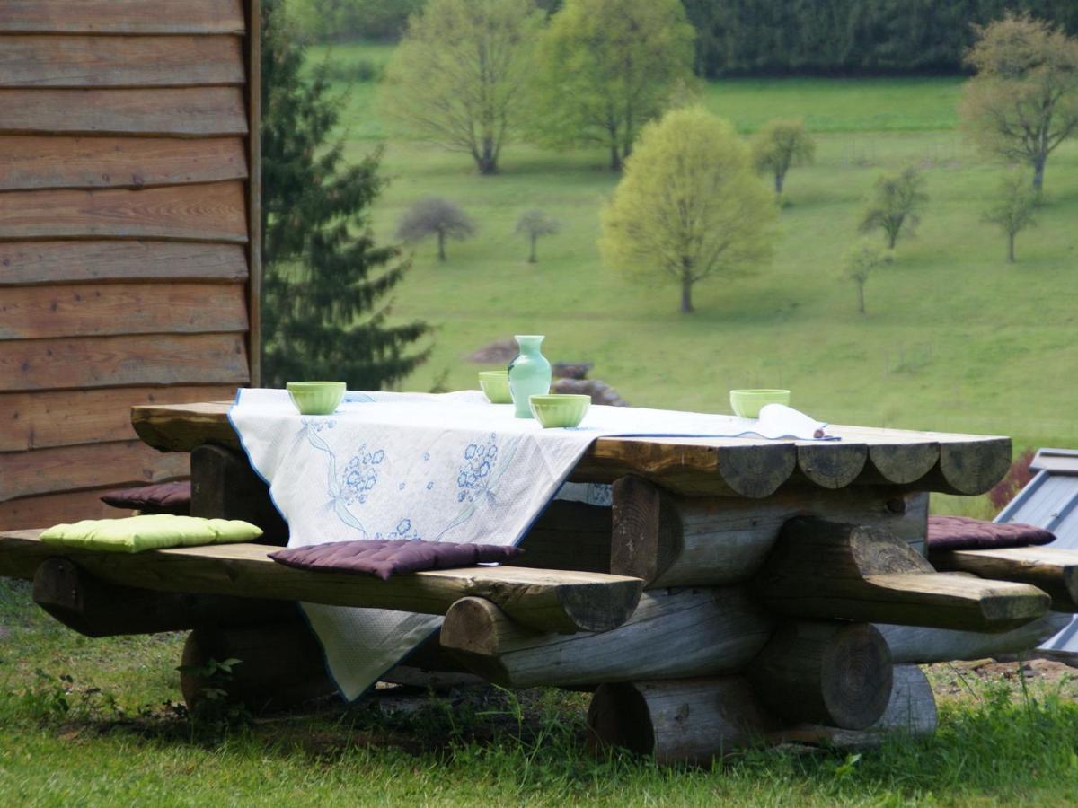 Cosy Holiday Home With Garden In Walscheid Exteriér fotografie